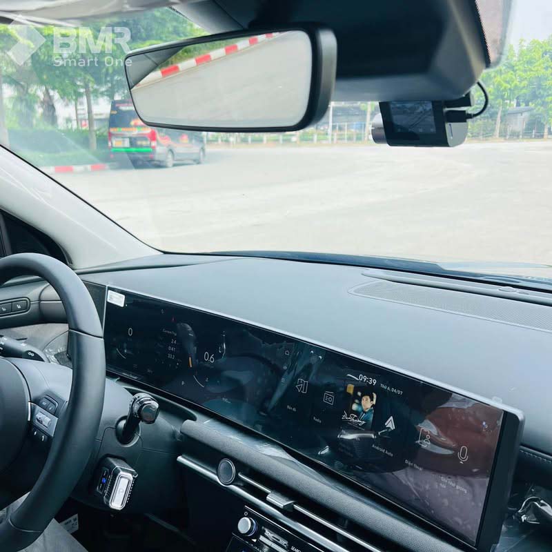Huyndai Tucson gắn camera hành trình 70mai A510