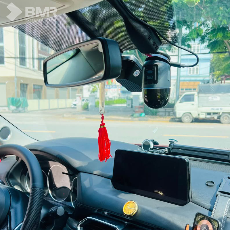 Hình ảnh lắp đặt Dash Camera 70mai A810 xoay 360 độ