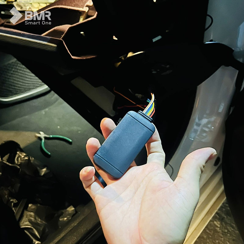 BMR Smart One lắp định vị S09A Pro 4G cho xe C200