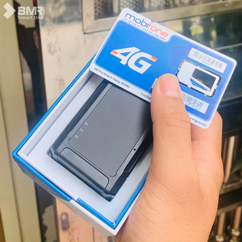 BMR Smart One giao nhanh định vị ô tô A9 4G cho chị Hằng tại Gia Lâm