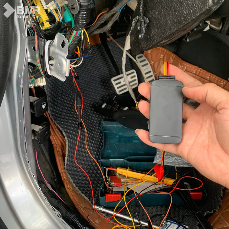 Sự chuyên nghiệp trong từng thao tác lắp đặt thiết bị S09A 4G của BMR