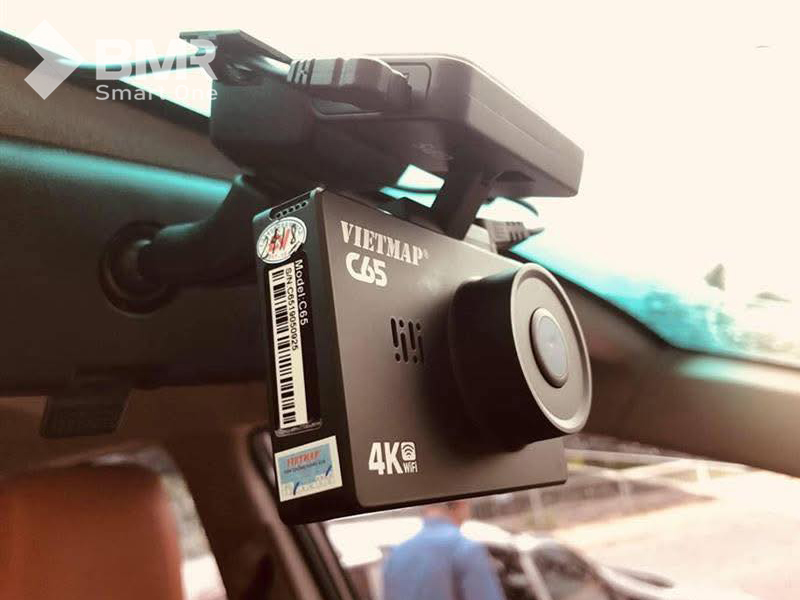 Camera hành trình báo tốc độ Vietmap C65 