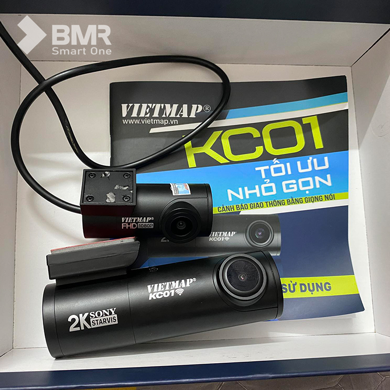 Camera hành trình có cảnh báo giao thông Vietmap KC01 
