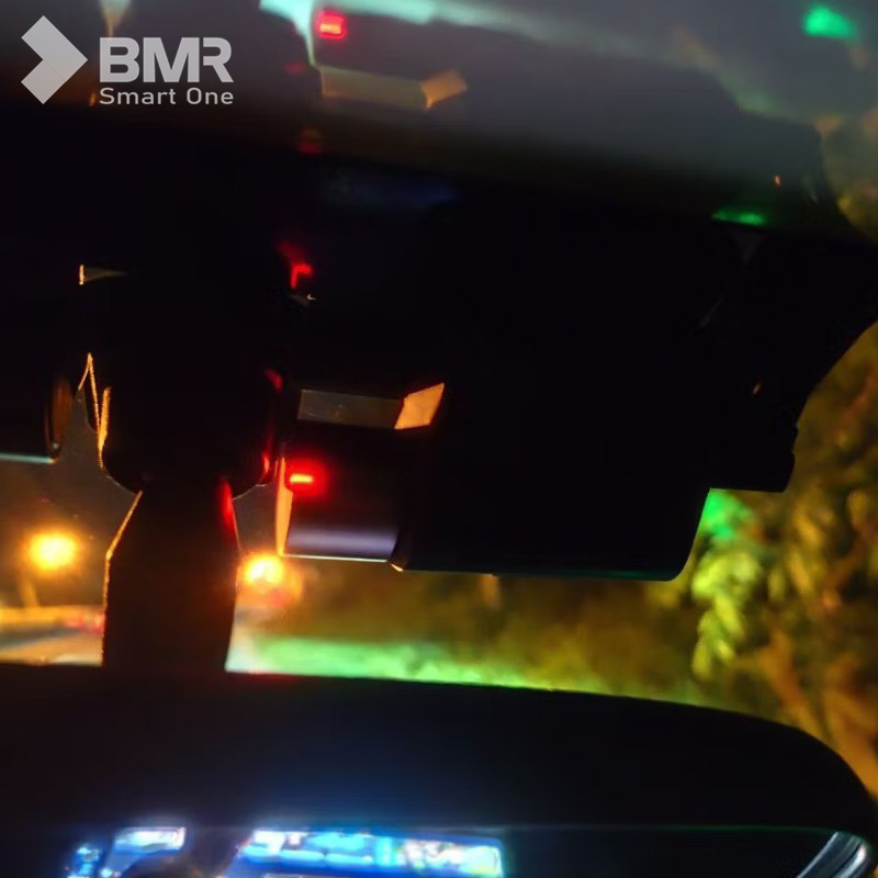 Thói quen sử dụng sai cách cũng khiến camera hành trình tự tắt màn hình