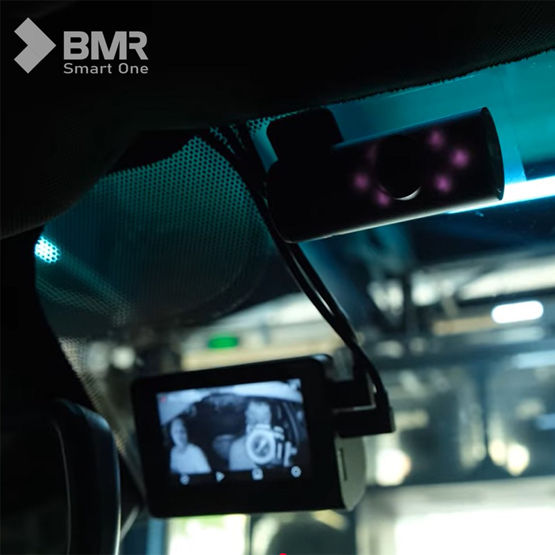 Camera hành trình quay trong xe có hồng ngoại