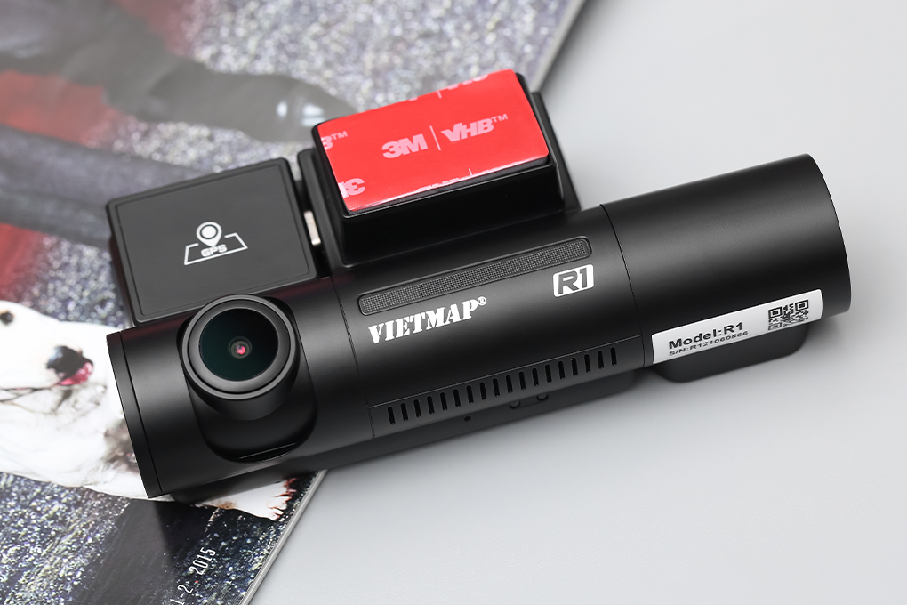 Combo camera trước và trong xe Vietmap R1