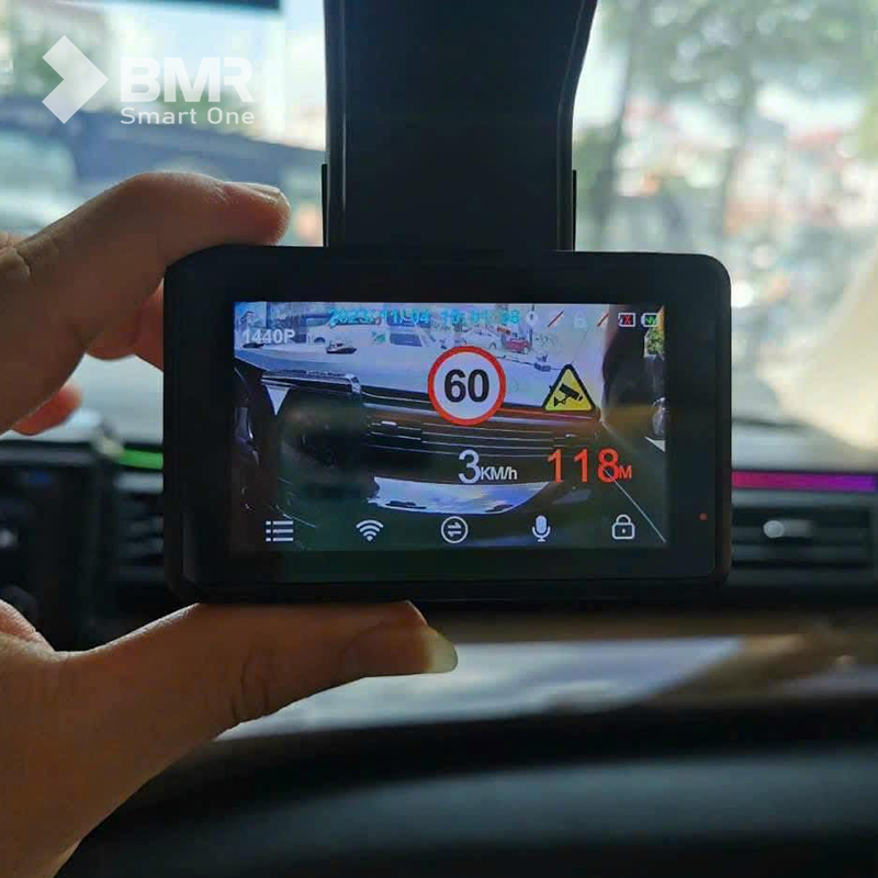 Ưu tiên chọn camera hành trình Vietmap có cảnh báo tốc độ bởi đây là thương hiệu hàng đầu Việt Nam có tích hợp tính năng này