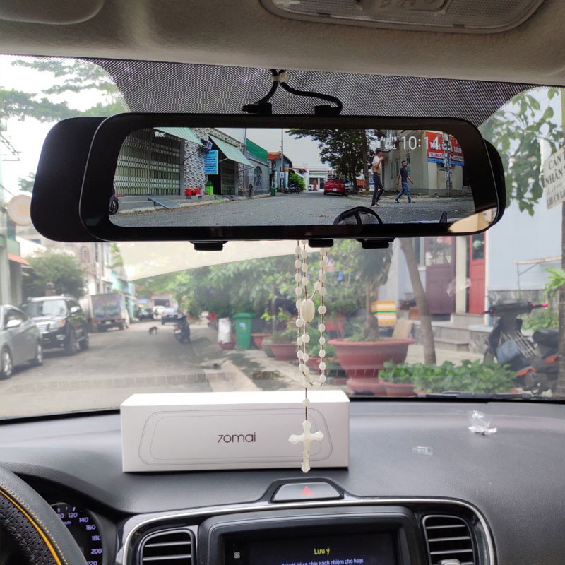 Camera lùi 70mai cho hình ảnh rõ nét với mức giá phải chăng (Nguồn: Sưu tầm)