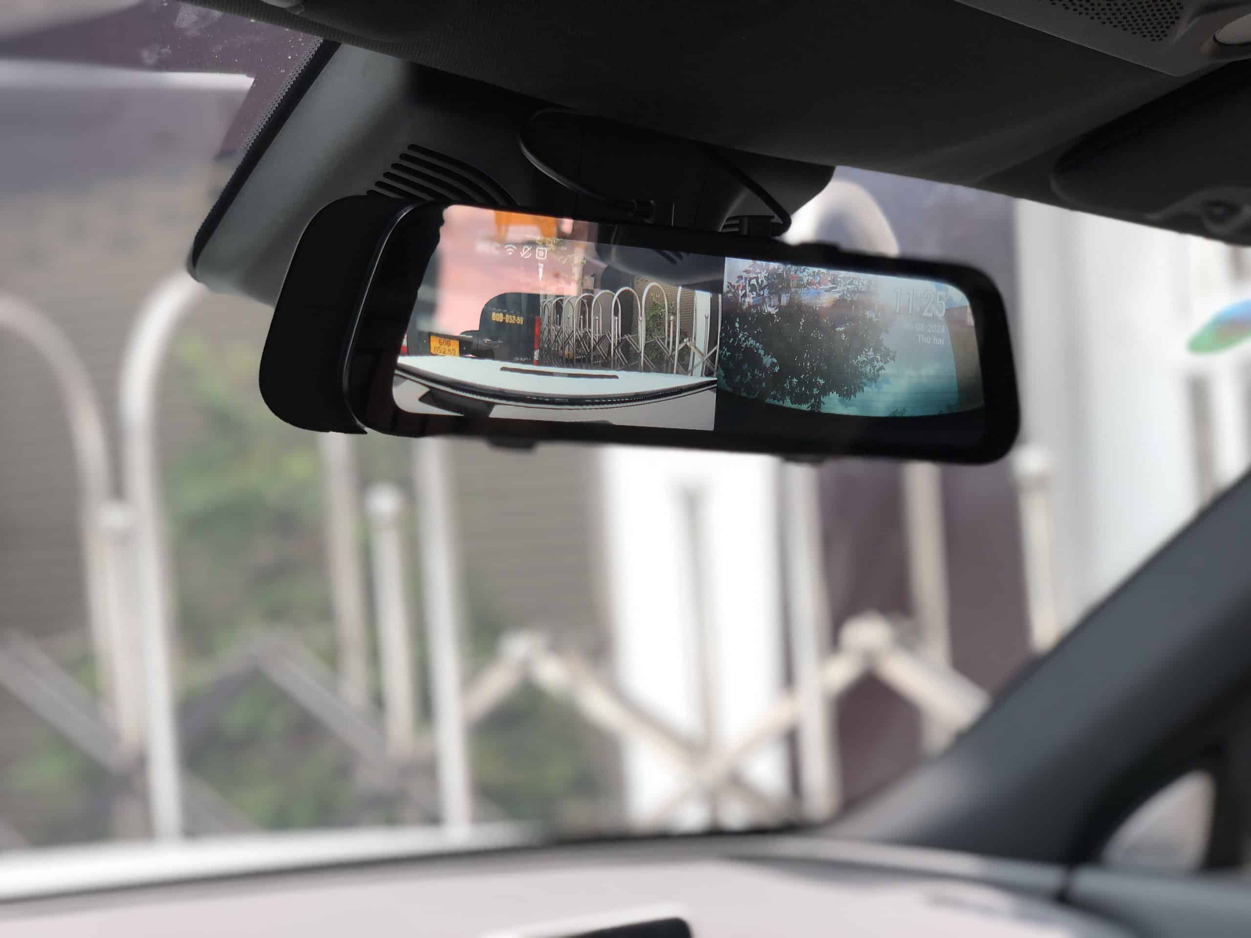 Camera lùi trên gương chiếu hậu (Nguồn: Sưu tầm)