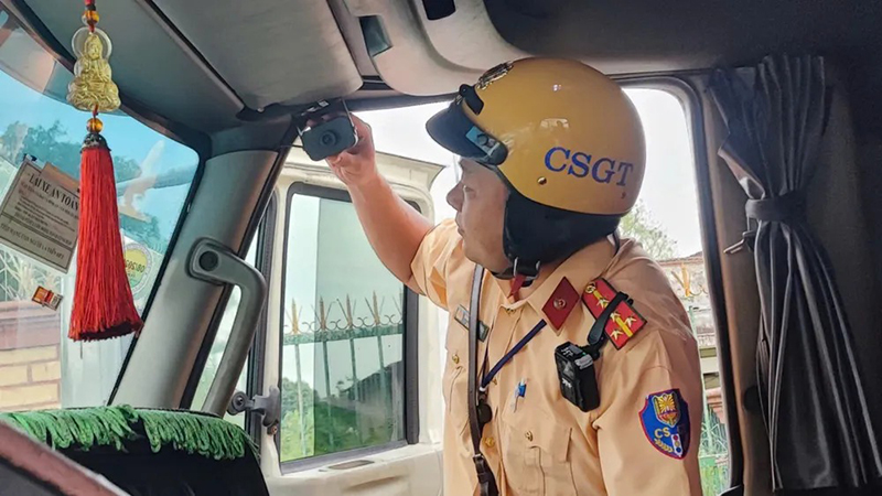 Lấy video từ camera hành trình phục vụ khi cần sử dụng làm bằng chứng pháp lý